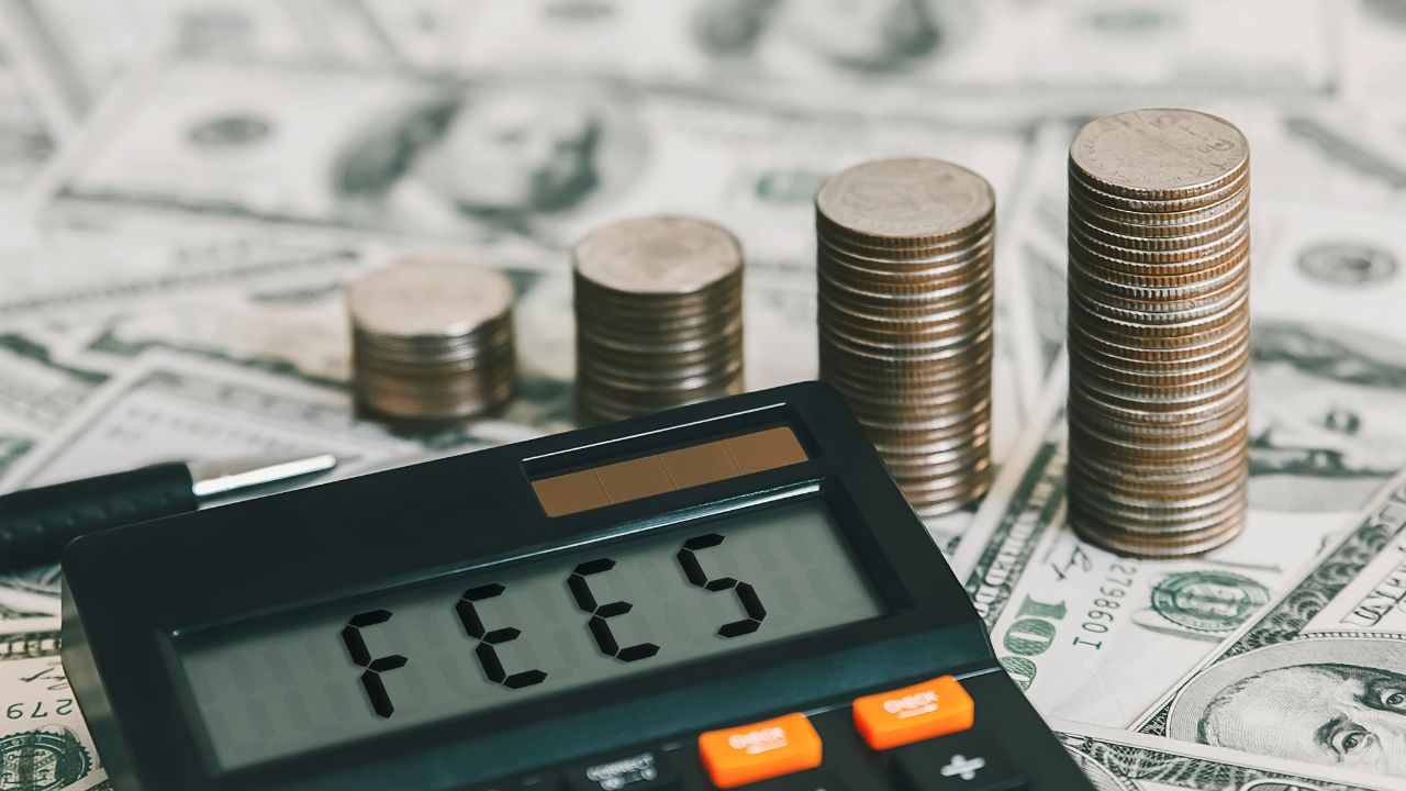 Flat Leasing Fee vs. Percentage-Based Leasing Fee